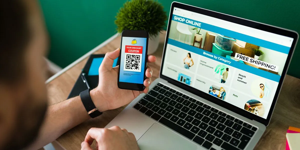 Schede prodotto che convertono: come costruirle con logica SEO + UX