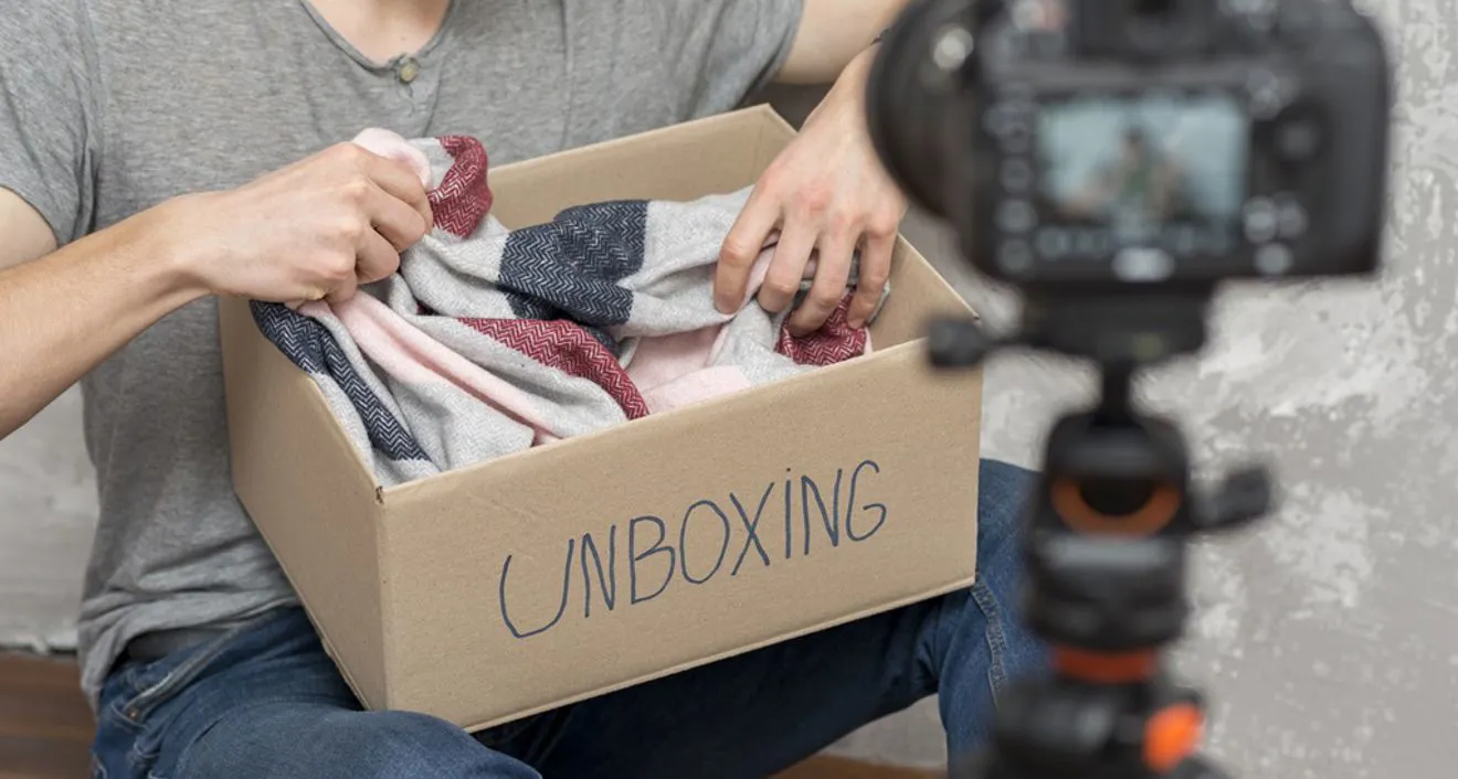 Shoppable Video e Live Shopping: gli acquisti online diventano… uno spettacolo!